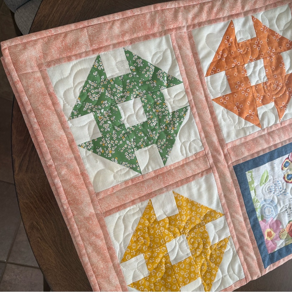 ❣️New Handmade Colorful Patchwork Quilt - Picture 8 of 9